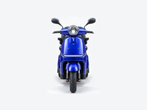E-TORS T30 scootmobiel in blauw, vooraanzicht, op een lichtgrijze studioachtergrond.