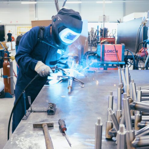 het proces lassen van aangepaste fietsen bij ebike gelderland en mogelijk bij vanraam