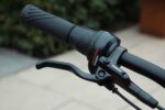 Shimano-remhendel en Nexus-draaiversteller van de Levit BELECO Sports lowstep Abbys.