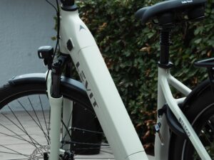 Frame met geïntegreerde accu van de Levit BELECO Premium Platinum.