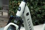 Koplamp en balhoofd van de Levit BELECO Premium Platinum.