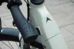 Detail van het stuurhandvat van de Levit BELECO Premium Platinum.