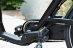 Crank, pedalen en ketting bij de lage instap van de Levit ZEN Obsidian.