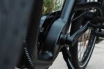 Detail van de trapasbehuizing en crank van de Levit ZEN Obsidian.
